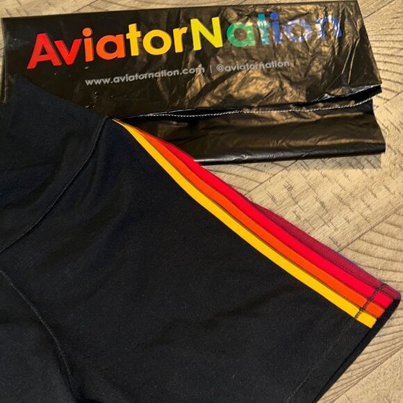 Aviator 🧑‍✈️ Nation Made in USA 🇺🇸 5 Stripe Performance 🏃 🧘 Shorts 🩳 NWT - Picture 7 of 17